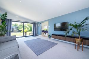 Photo 9- click for photo gallery